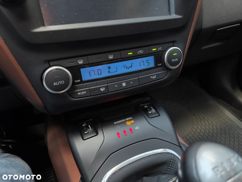 Toyota Avensis 1.8 Prestige - 15
