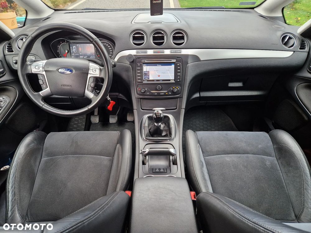 Ford S-Max - 7