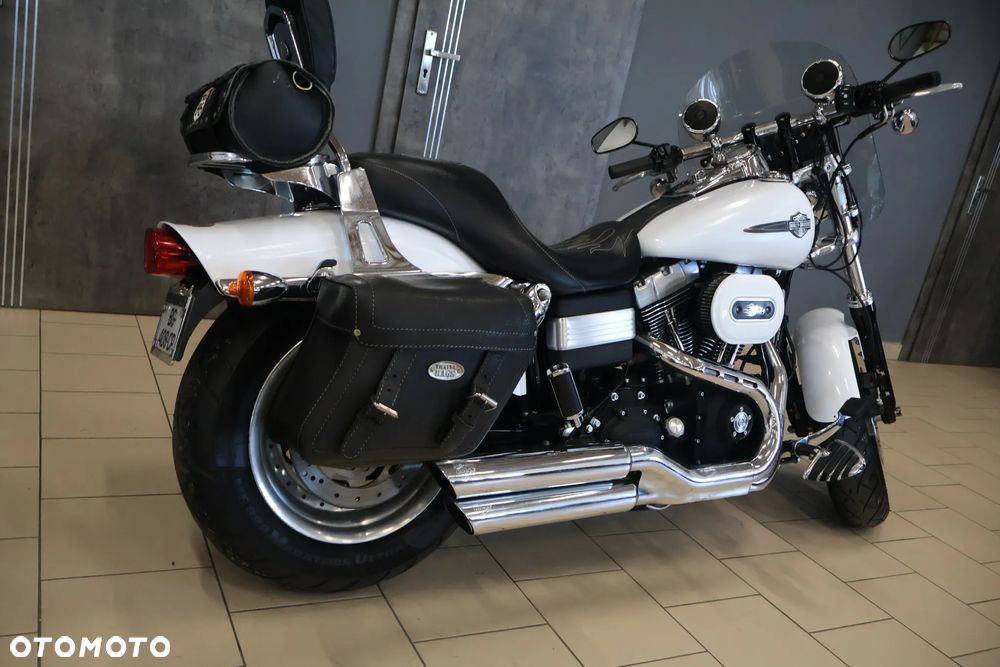 Harley-Davidson Dyna Fat Bob - 13