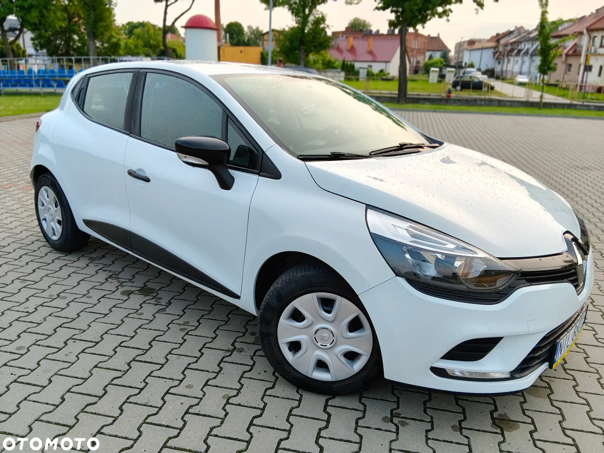 Renault Clio 1.2 16V Alize - 4