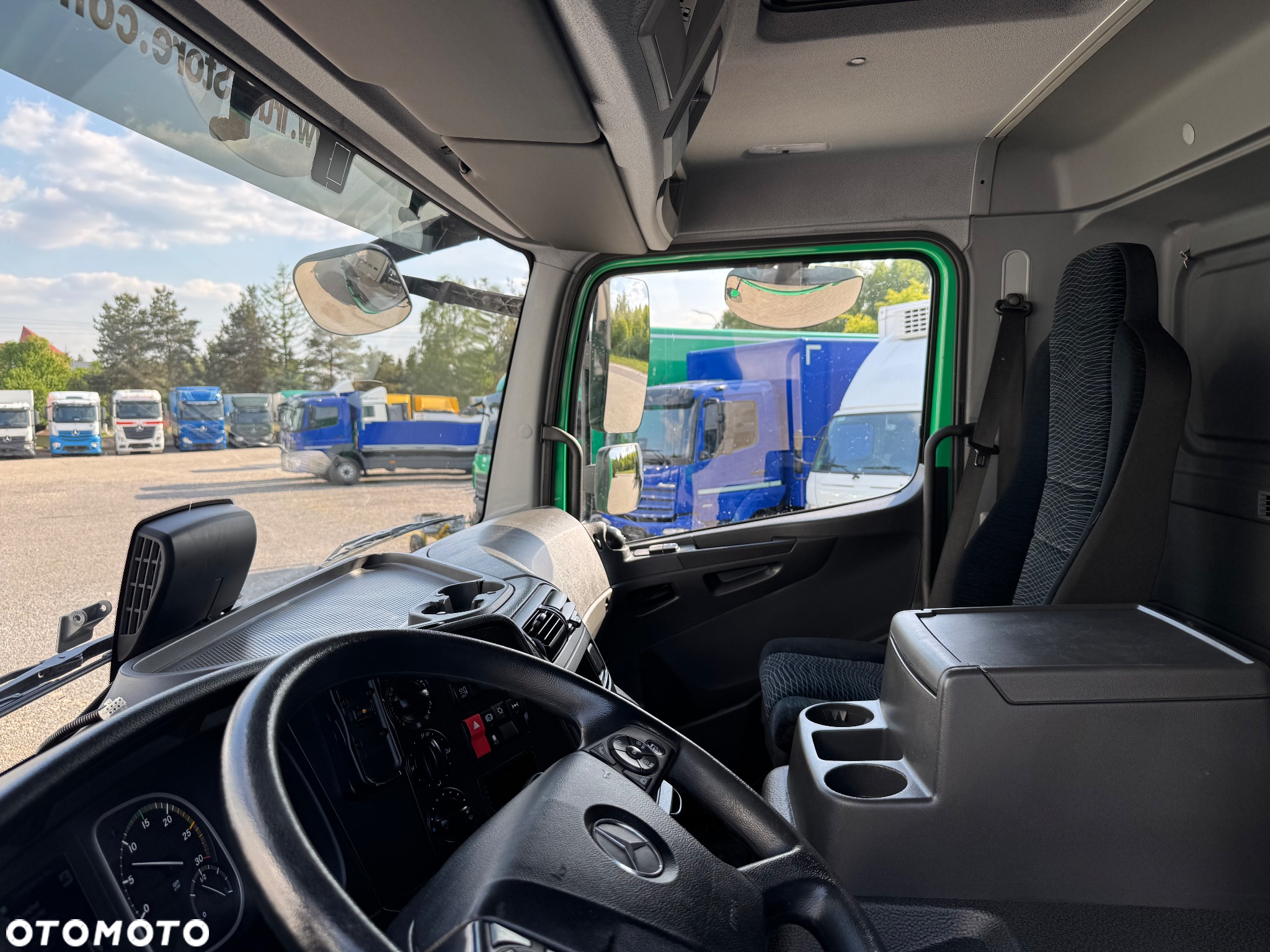 Mercedes-Benz ATEGO - 27