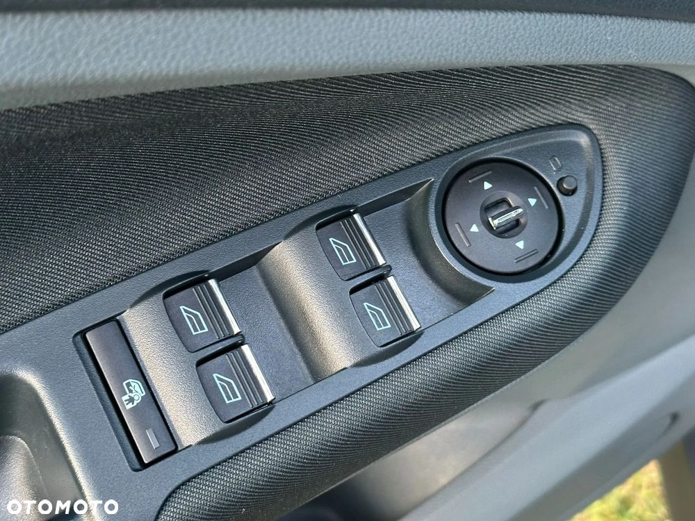 Ford C-MAX 1.6 EcoBoost Titanium - 24