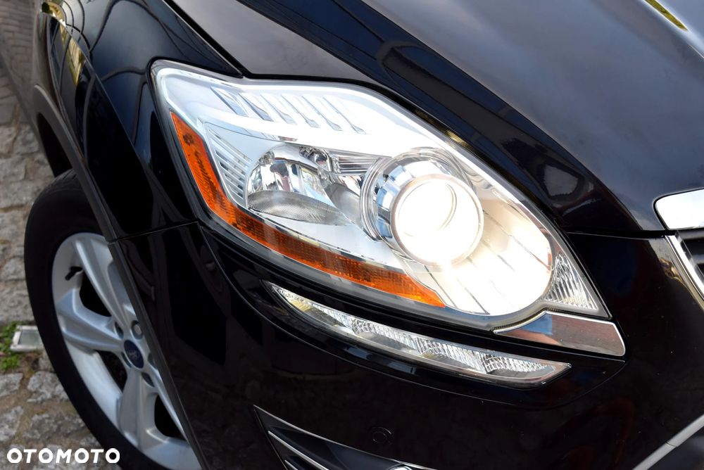 Ford Kuga - 26