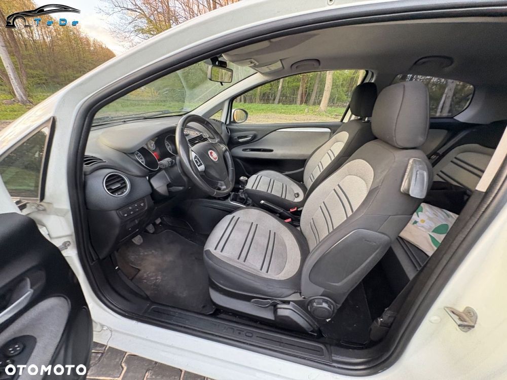Fiat Punto Evo 1.4 8V Dynamic Euro5 - 14