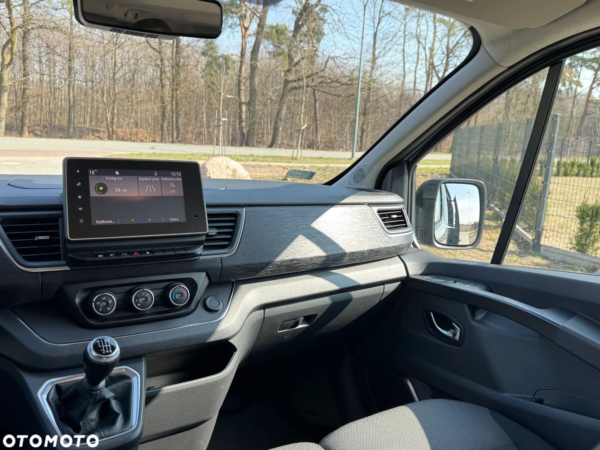 Renault Trafic - 18