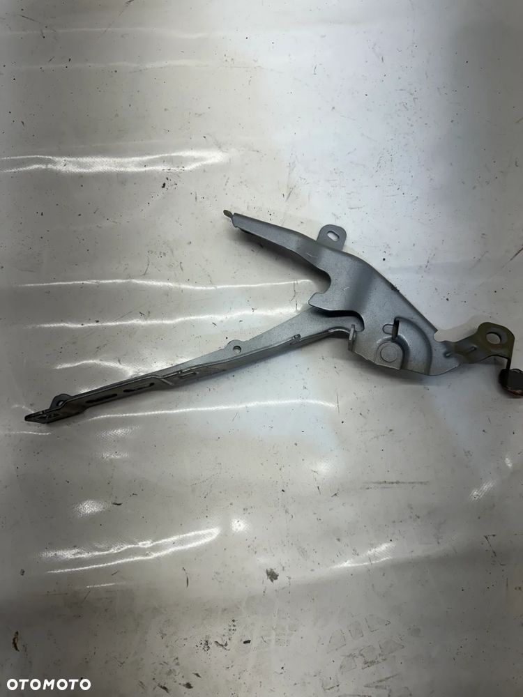 PG-65 ZAWIAS MASKI PEUGEOT 2008 II 983990180 - 1