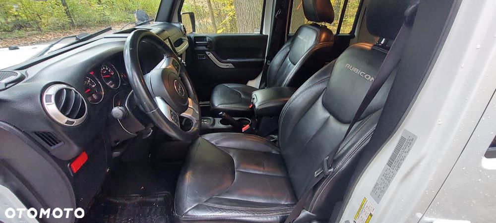 Jeep Wrangler - 8