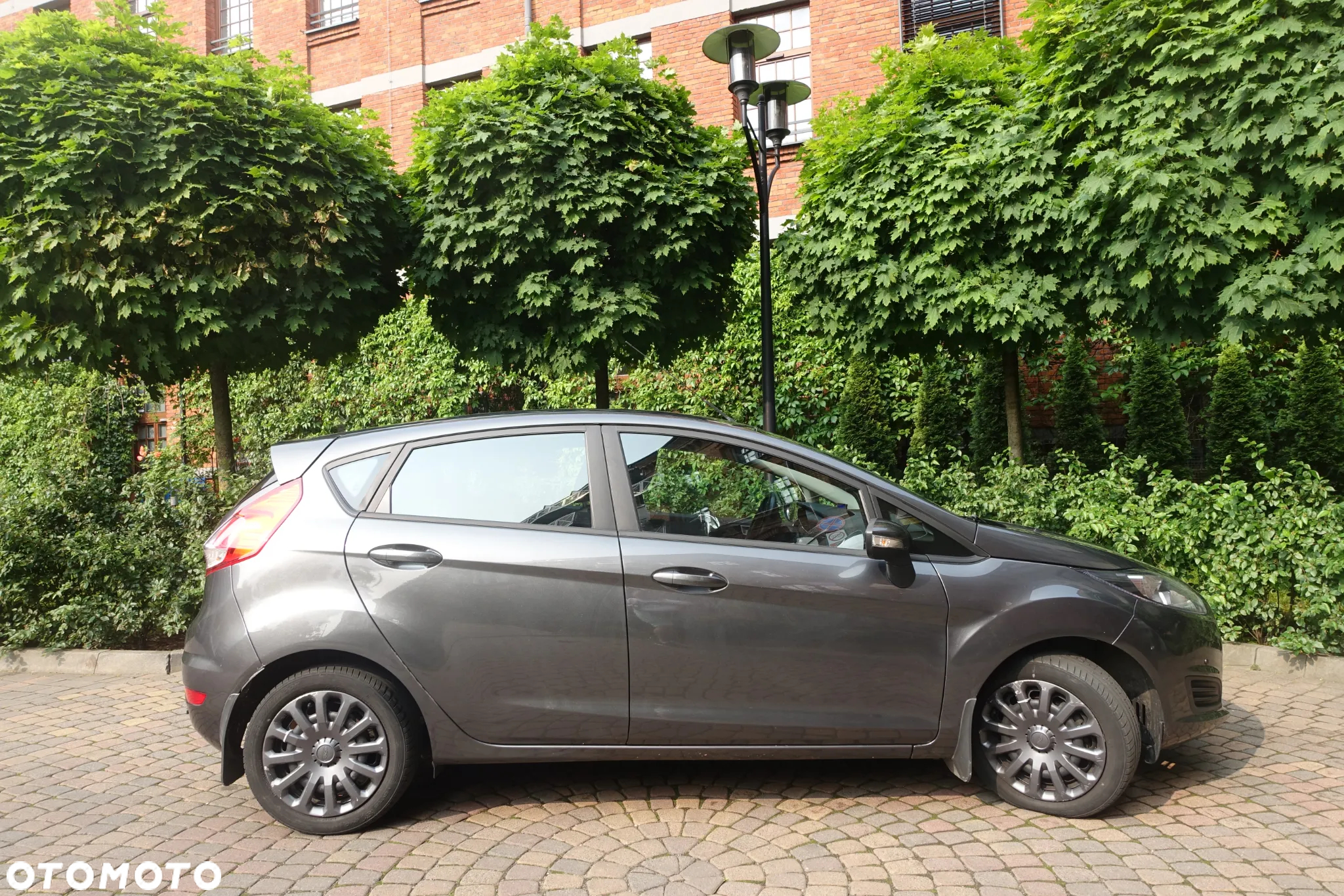 Ford Fiesta 1.25 Trend - 12