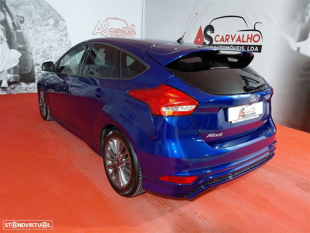 Ford Focus 1.0 EcoBoost ST-Line - 9