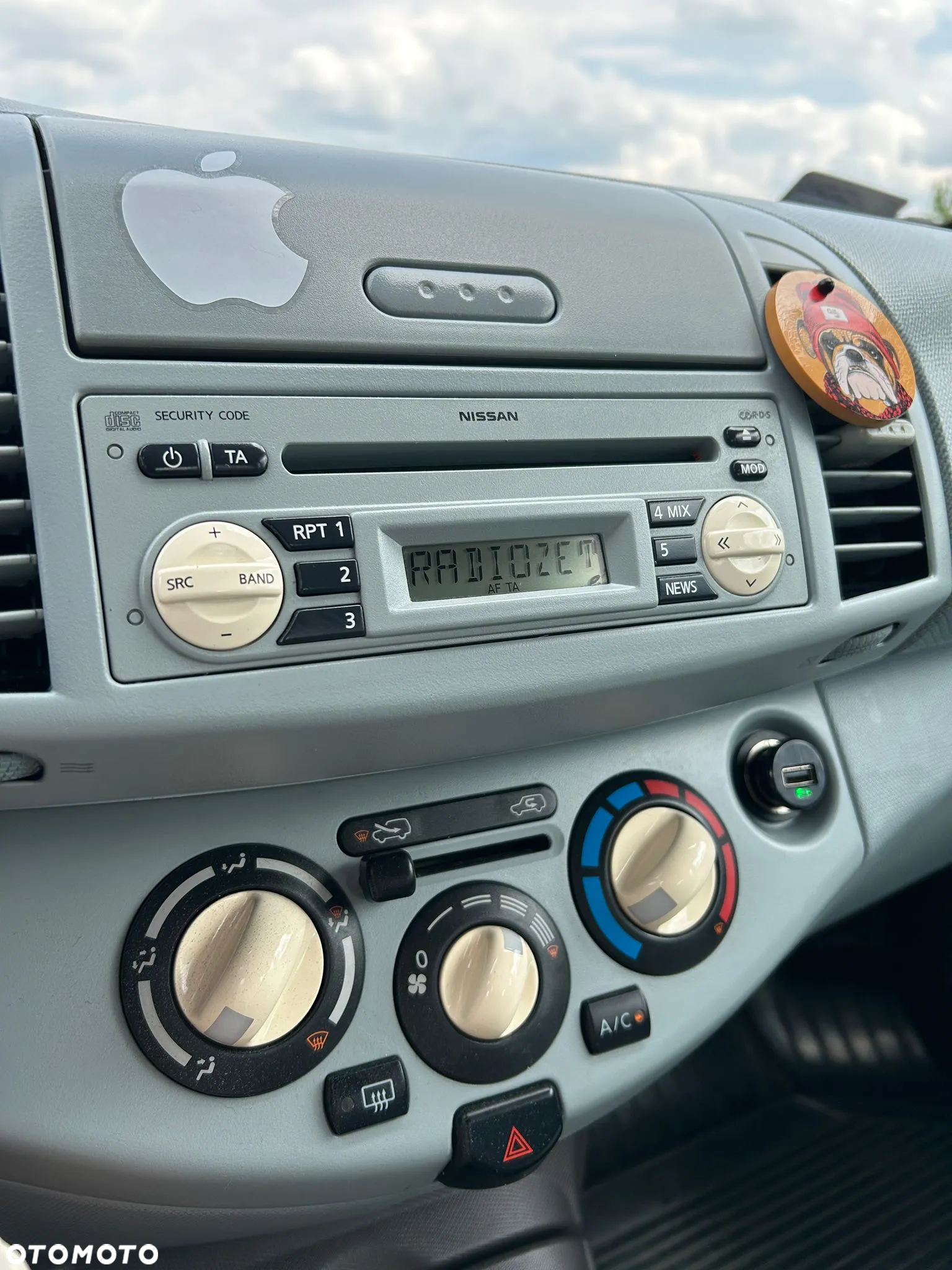 Nissan Micra - 13