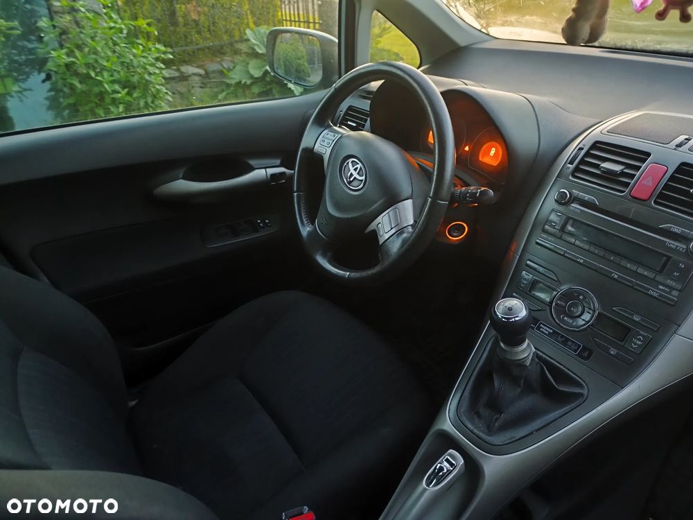 Toyota Auris - 6
