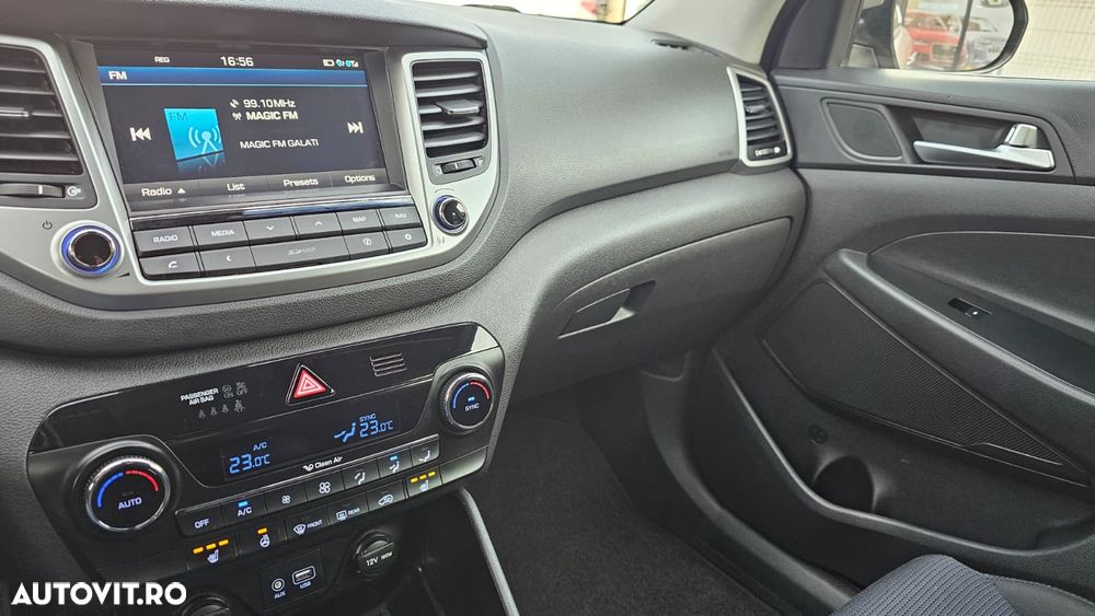 Hyundai Tucson 2.0 CRDI 4WD Automatik Style - 18