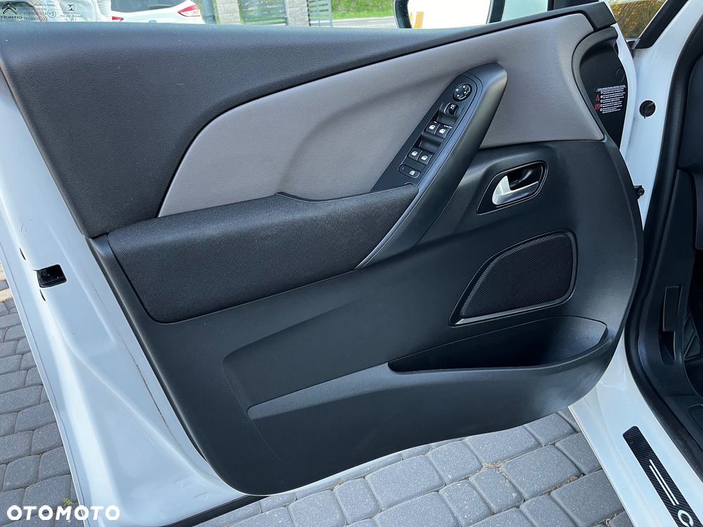 Citroën C4 Grand Picasso 1.6 e-HDi Attraction - 9