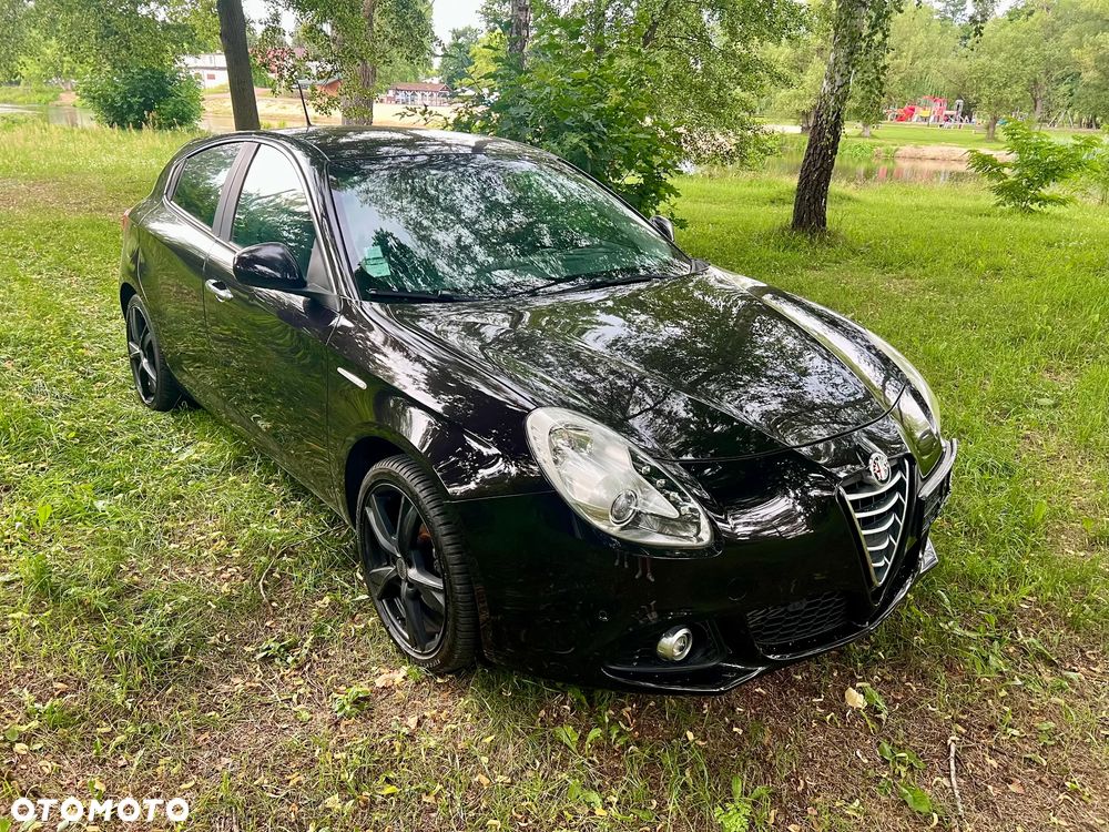 Alfa Romeo Giulietta 2.0 JTDM Distinctive - 1