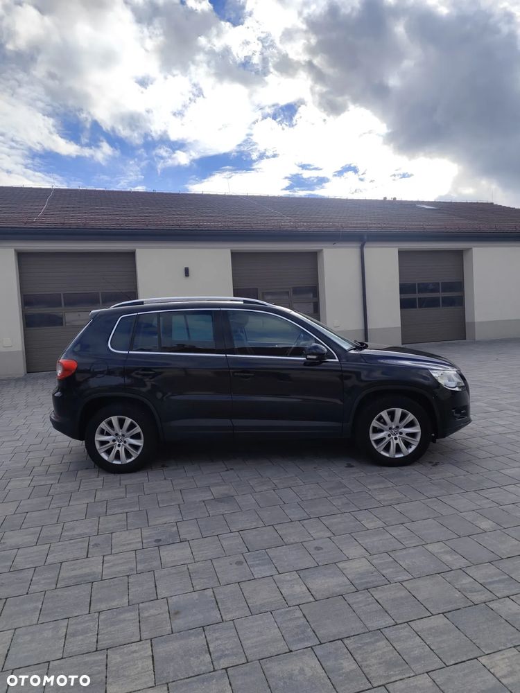 Volkswagen Tiguan - 6