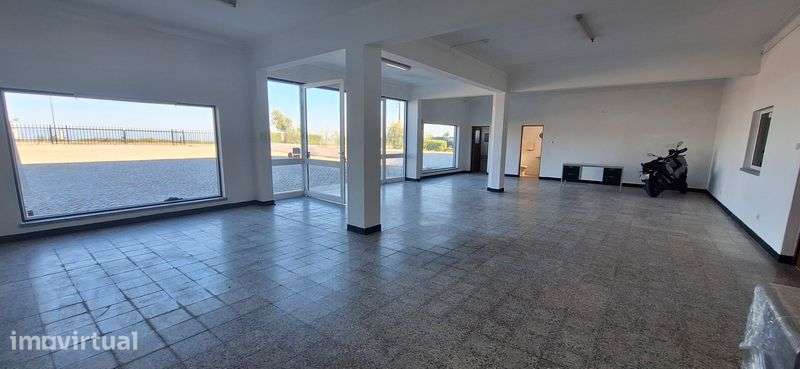 Alugo loja 270m2 com parque privado - Grande imagem: 4/7