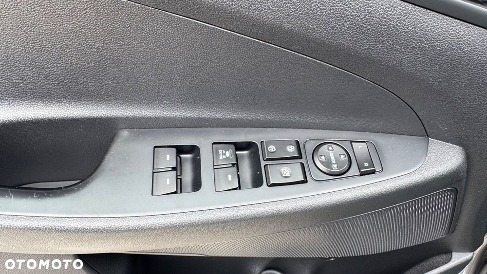 Hyundai Tucson 1.6 GDI BlueDrive GO 2WD - 34