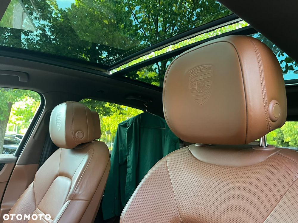 Porsche Cayenne Platinum Edition - 22