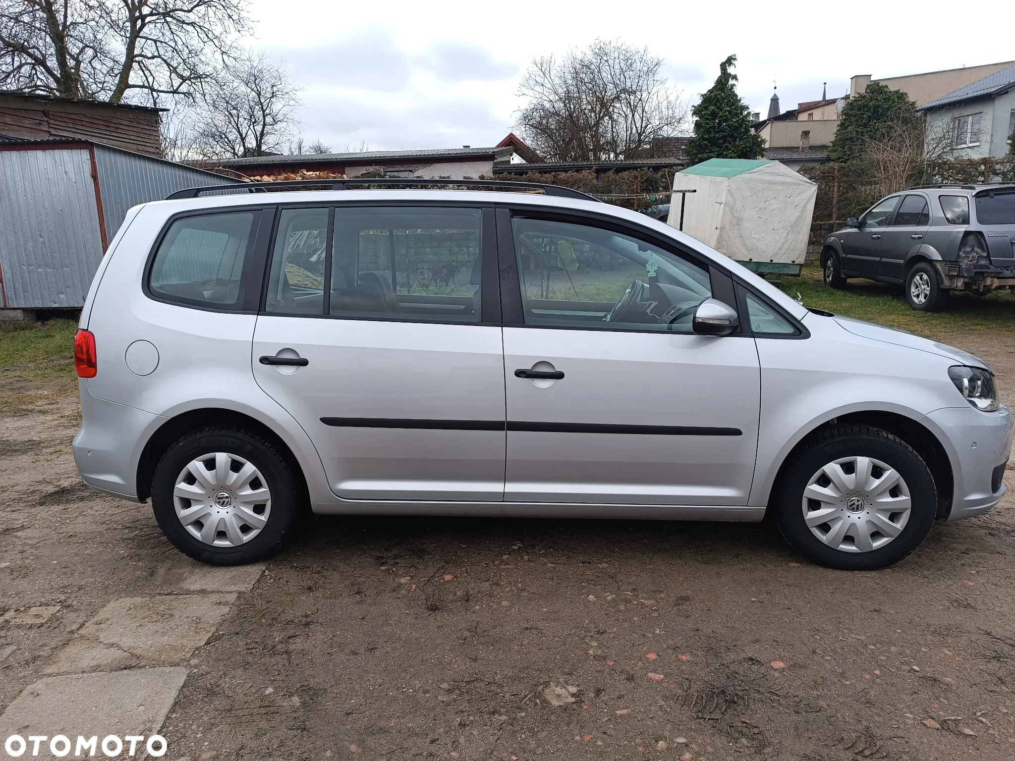 Volkswagen Touran 1.2 TSI BlueMot Comfortline - 4