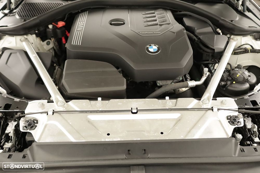 BMW 420 Gran Coupé i Pack Desportivo M Auto - 25