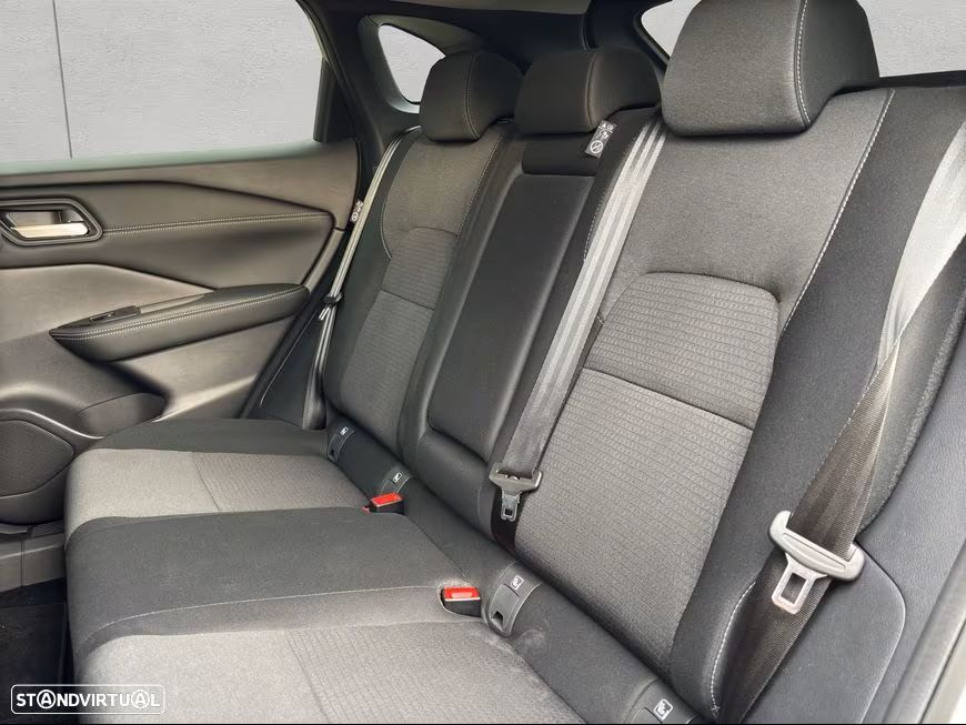 Nissan Qashqai 1.3 DIG-T N-Connecta - 6