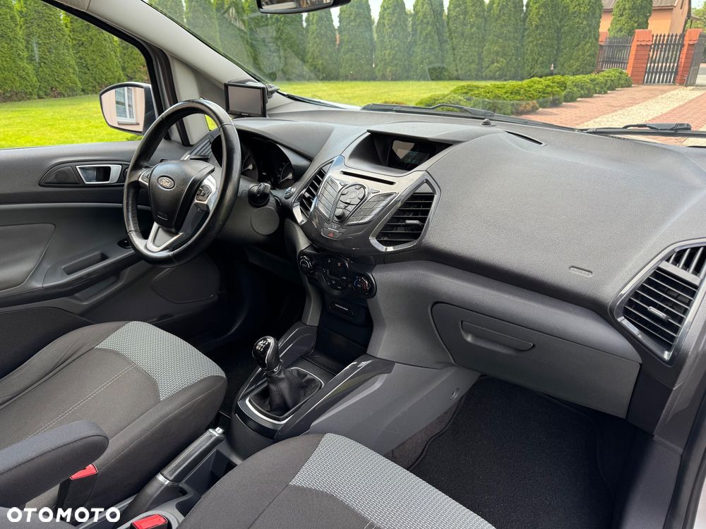 Ford EcoSport 1.5 TDCi TITANIUM - 17