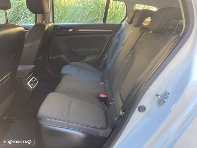 Renault Mégane Sport Tourer 1.5 Blue dCi Intens - 29