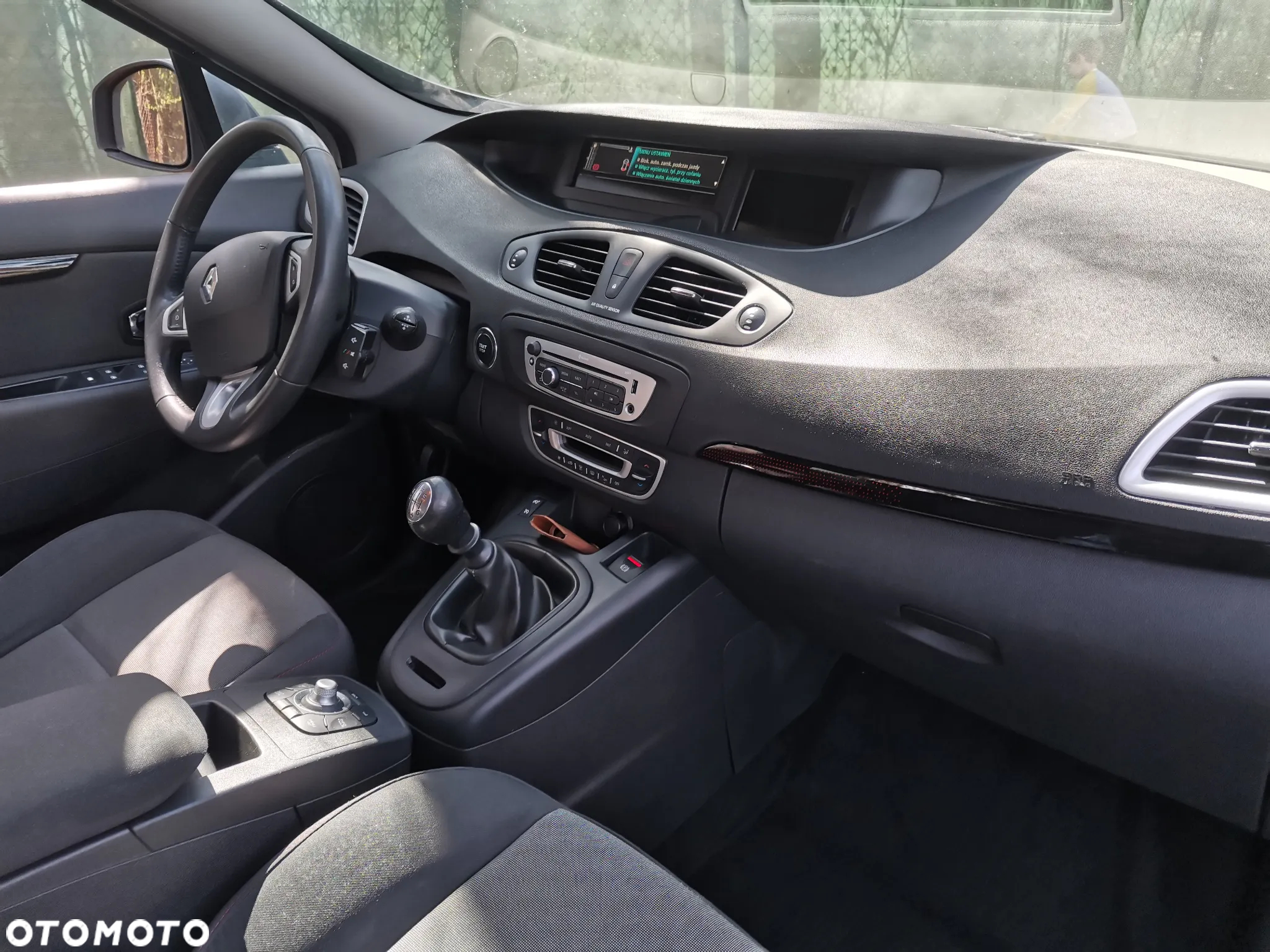 Renault Scenic 1.5dCi TomTom Edition - 12