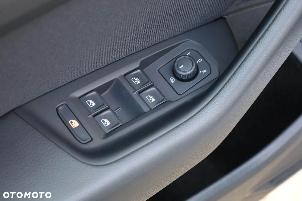 Volkswagen Passat 2.0 TDI EVO Business - 28