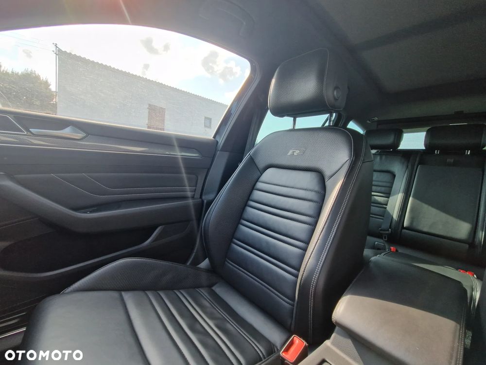 Volkswagen Passat 2.0 TDI SCR DSG Business - 15