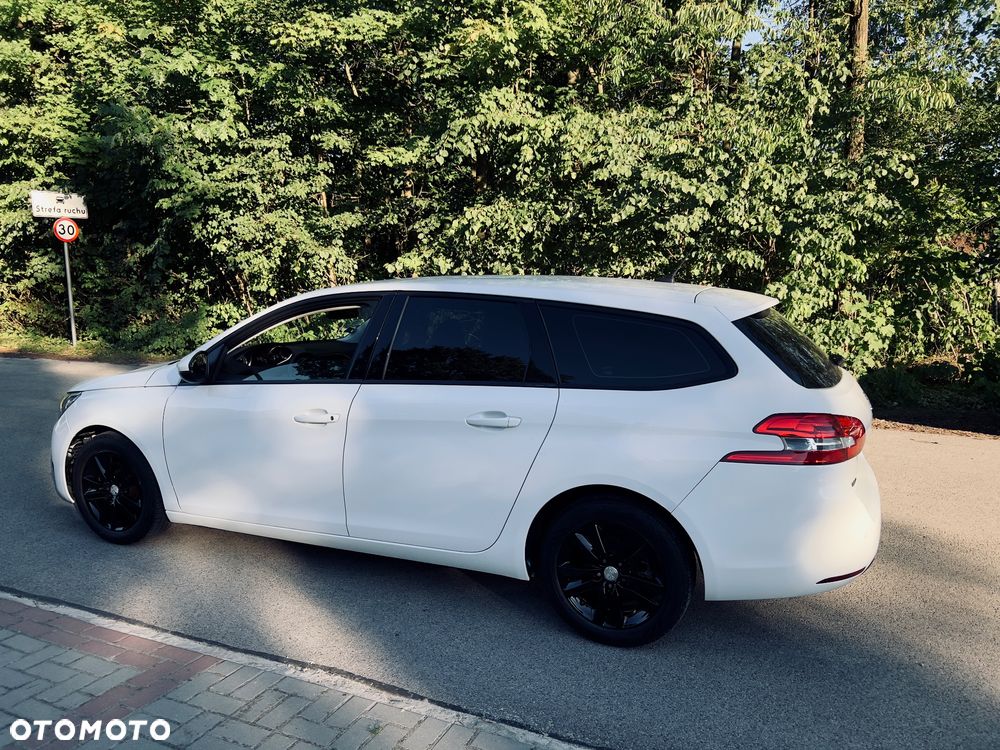 Peugeot 308 1.6 BlueHDi Business Line S&S - 11