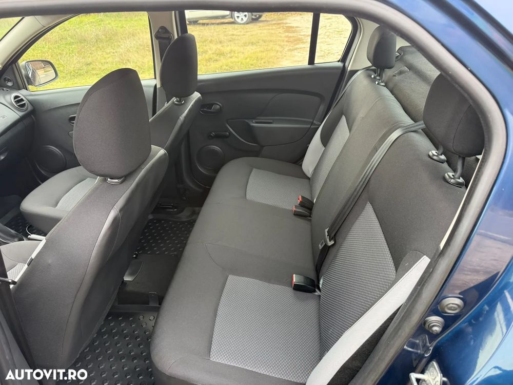 Dacia Logan 1.2 Laureate - 9