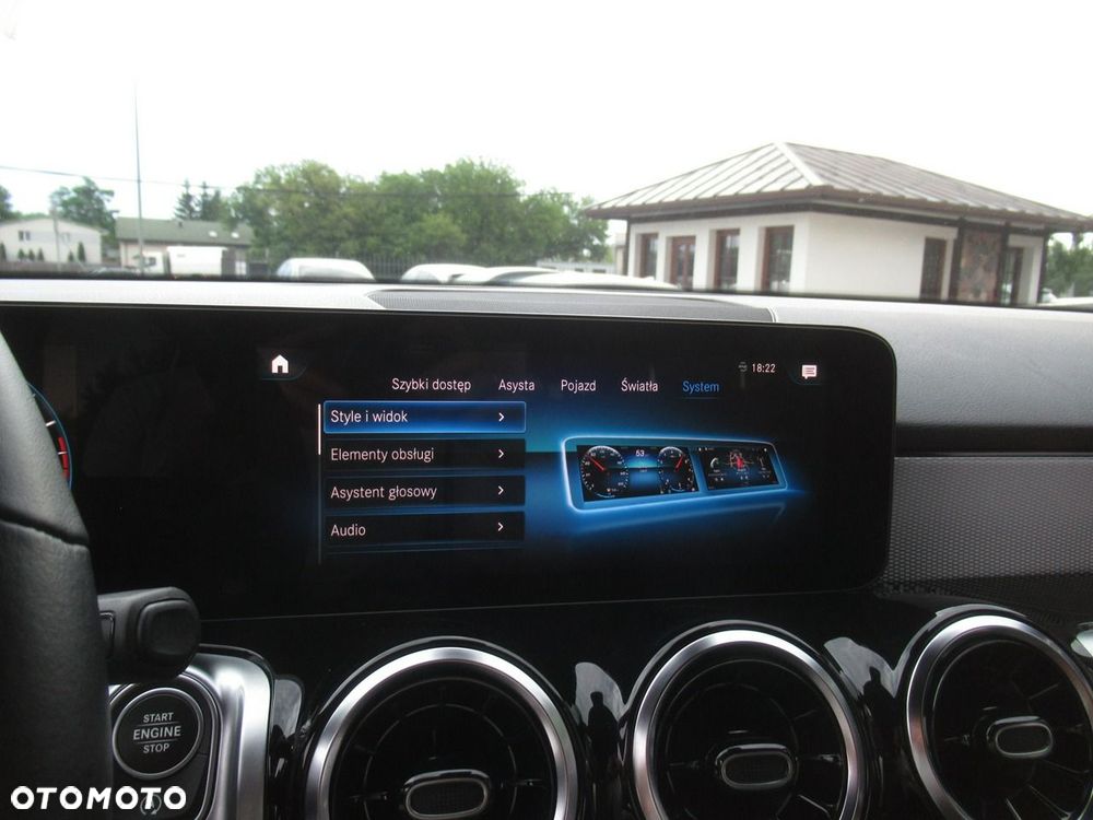 Mercedes-Benz GLB 200 7G-DCT - 26