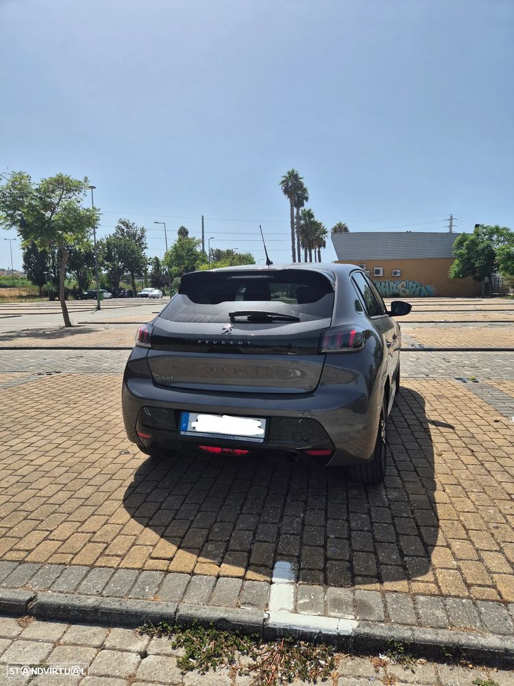 Peugeot 208 1.2 PureTech Allure Pack EAT8 - 4