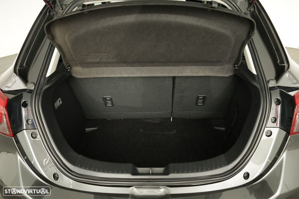 Mazda 2 1.5 Sky-G Evolve Navi - 21