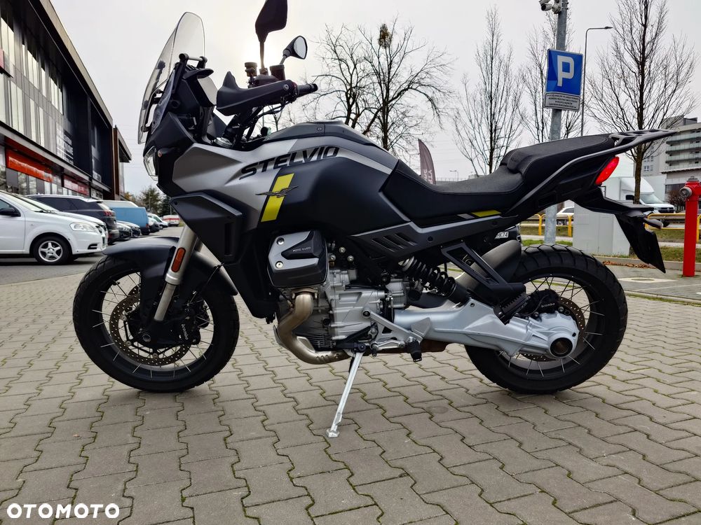 Moto Guzzi Stelvio - 6