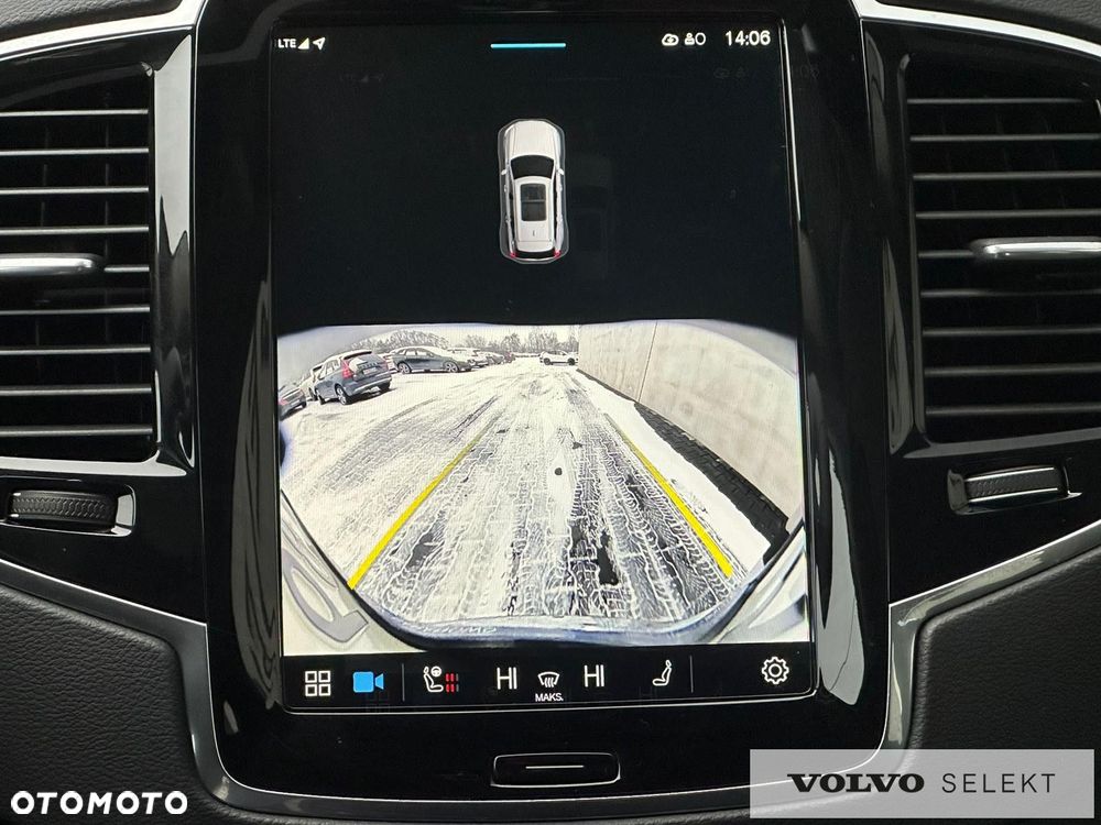 Volvo XC 90 - 21