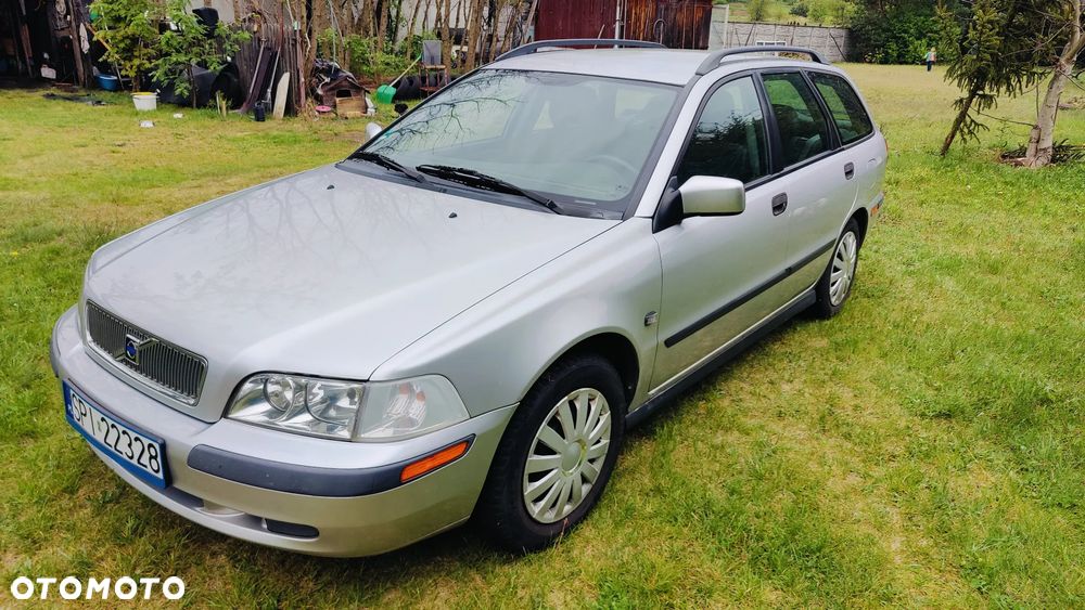 Volvo V40 1.8 Classic Limited Edition - 1