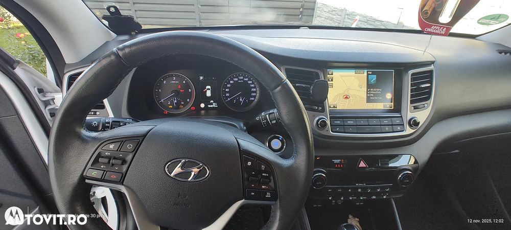 Hyundai Tucson 2.0 CRDI 4WD Automatik Style - 9