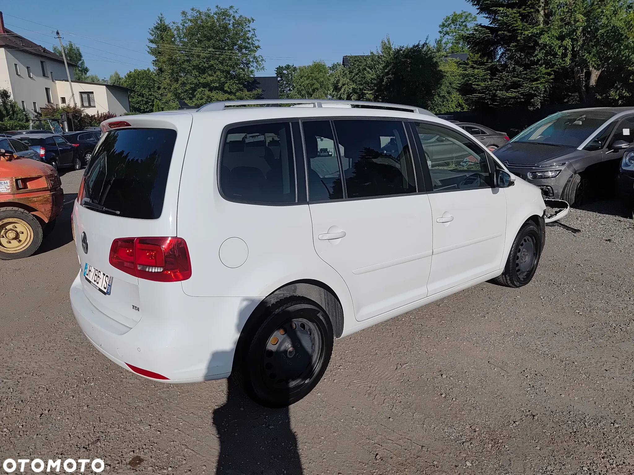 Volkswagen Touran 1.6 TDI DPF Comfortline - 6
