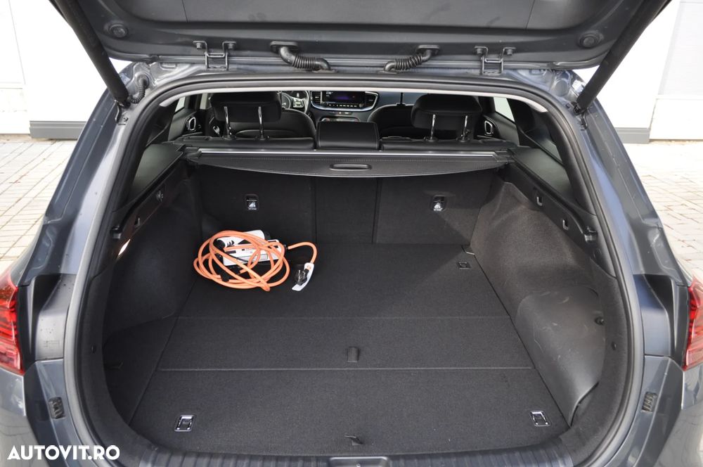 Kia Ceed SW 1.6 GDI DCT OPF Plug-in-Hybrid Platinum Edition - 21