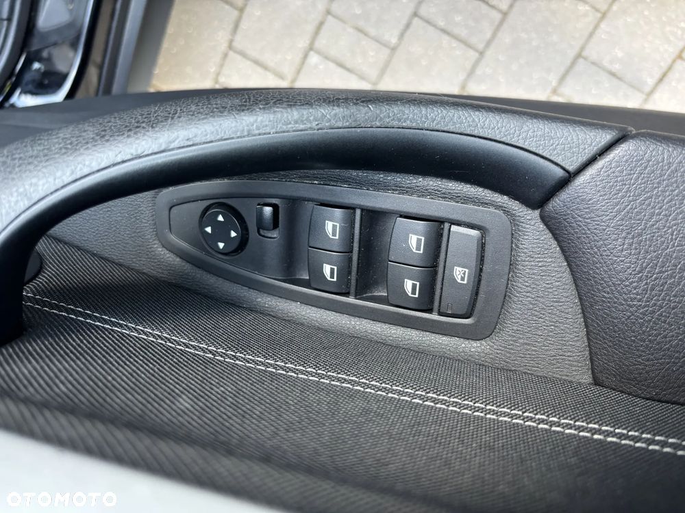BMW X1 sDrive18d Advantage - 31