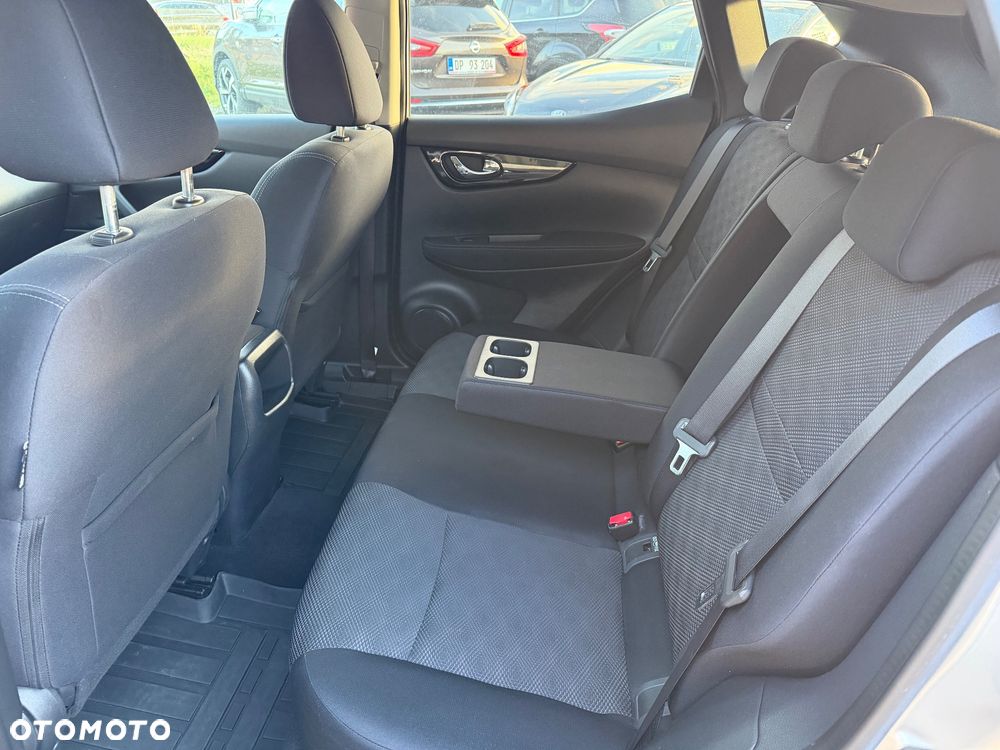 Nissan Qashqai 1.5 dCi Visia - 6
