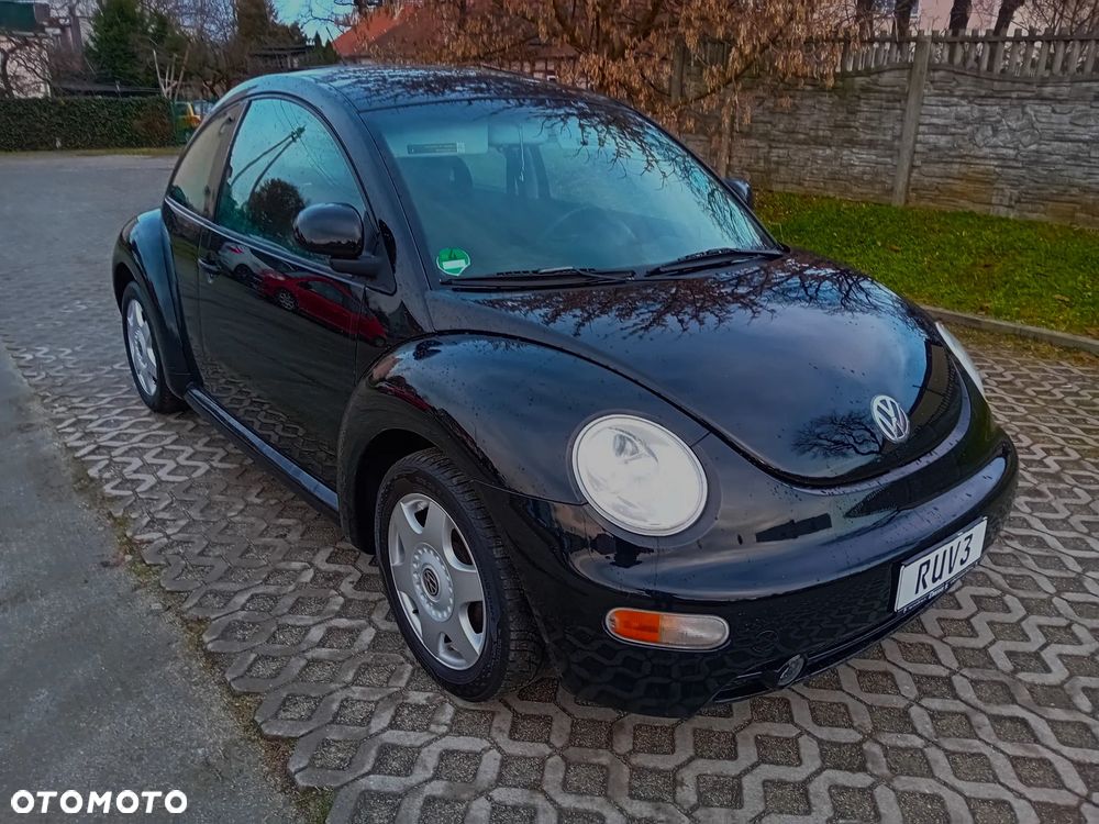 Volkswagen New Beetle - 5