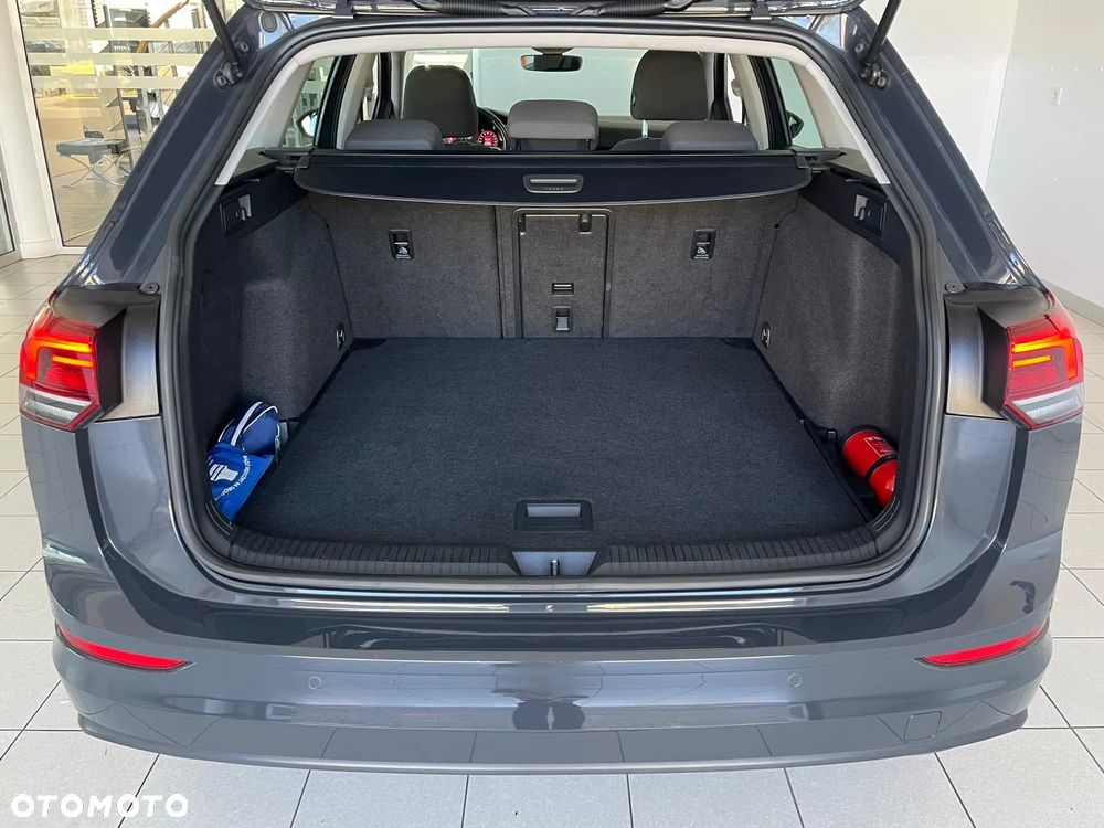 Volkswagen Golf VIII 2.0 TDI Life - 5