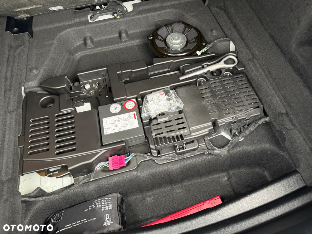Mercedes-Benz CLA 250 4-Matic AMG Line 7G-DCT - 34
