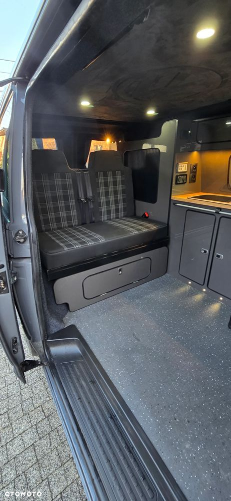 Volkswagen Transporter - 27