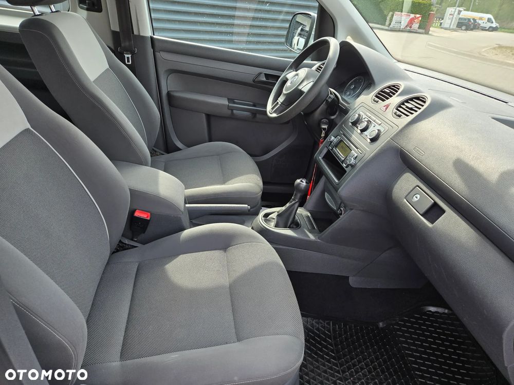 Volkswagen Caddy Comfortline - 13