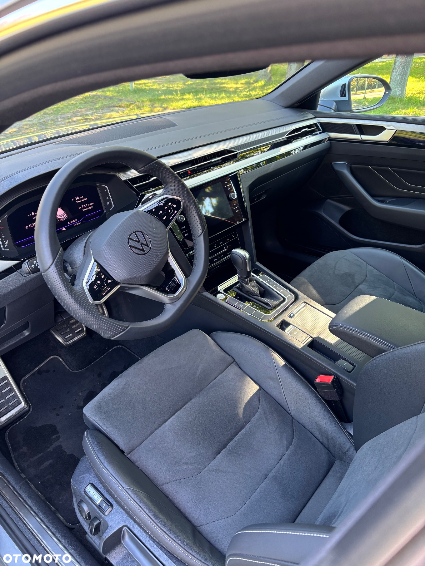 Volkswagen Arteon 2.0 TSI R-Line DSG - 5