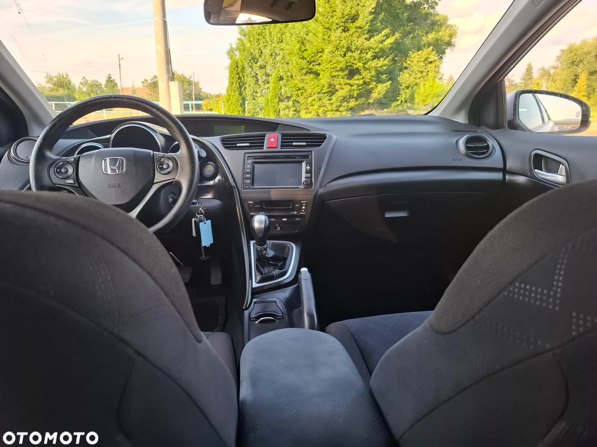 Honda Civic 1.6 i-DTEC Executive Navi - 30